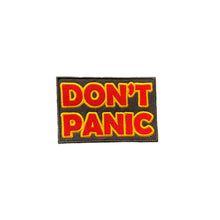 Letter DONT PANIC Embroidered Badge Patch Iron on T-Shirt Embellishments Finishes Sewing DIY Applique Stickers Patchwork