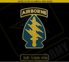 Green Berets Military-style Badges US Army Airborne Lightning Insignia Enamel Pin for Collectors and Military Enthusiasts